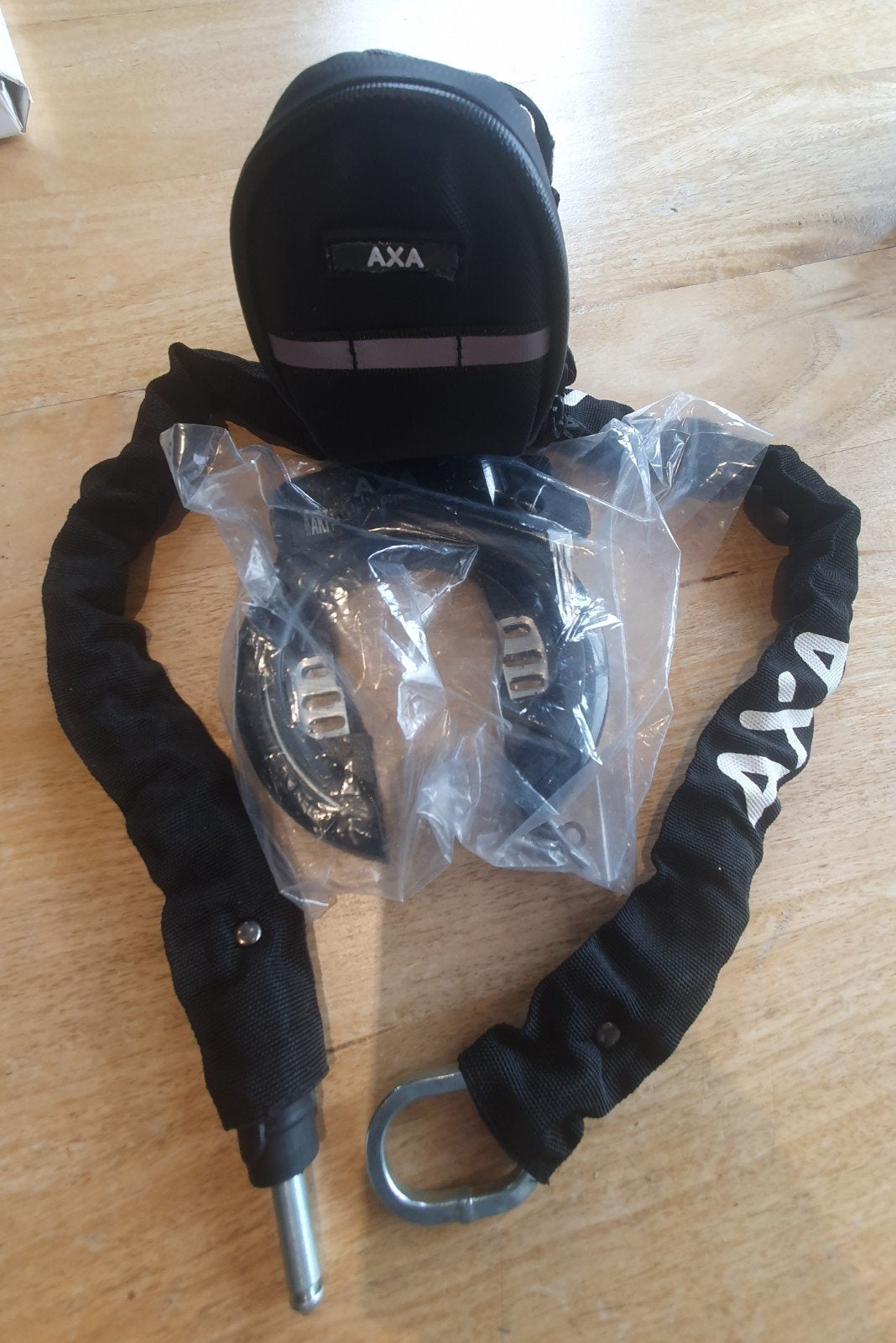 AXA Ringslot met insteekketting RLC140 en zadeltas zwart, Fietsen en Brommers, Ophalen of Verzenden, Nieuw, Heer of Dame, Axa