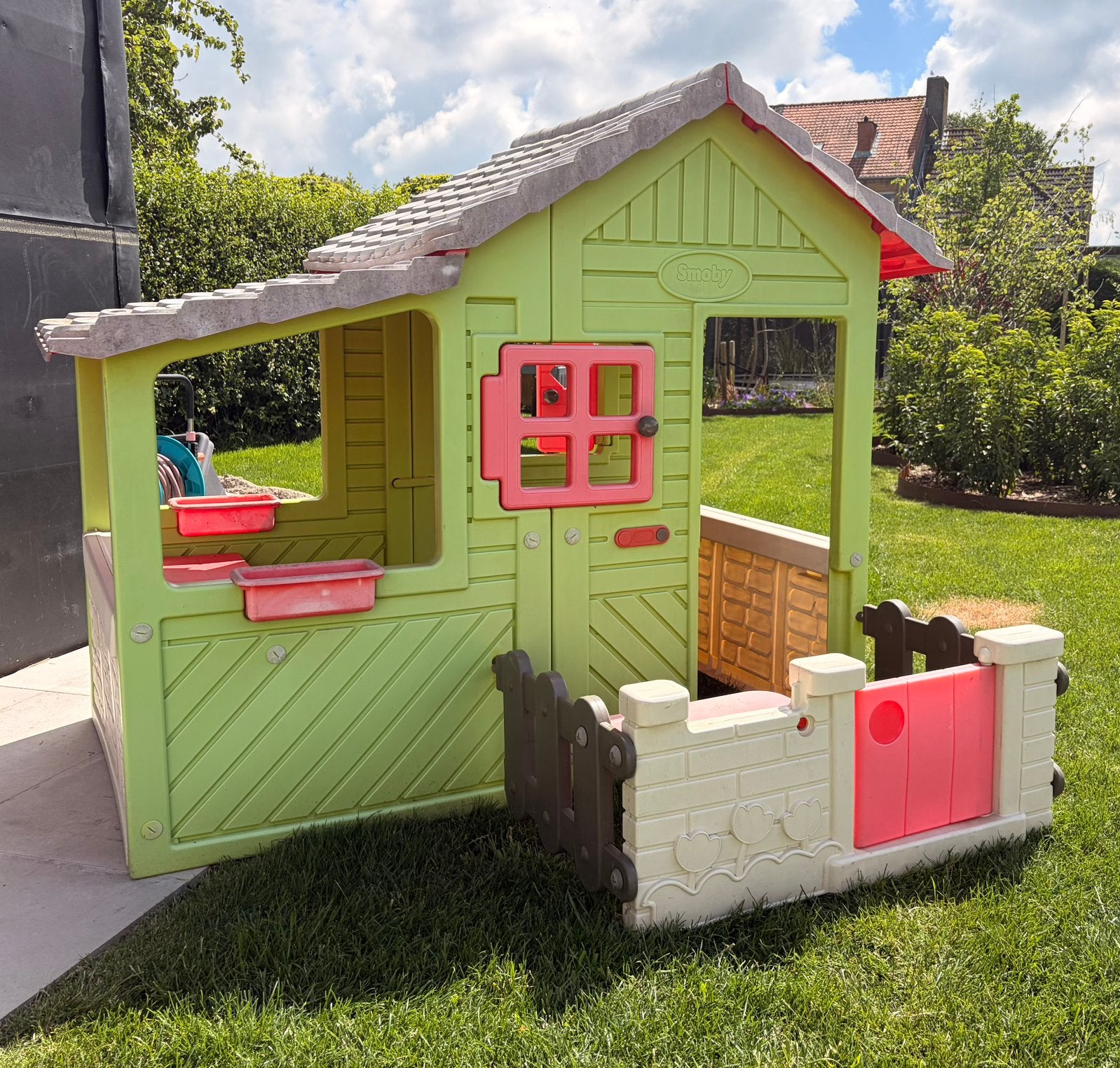 Speelhuisje buiten Smoby, Enlèvement, Utilisé, Synthétique