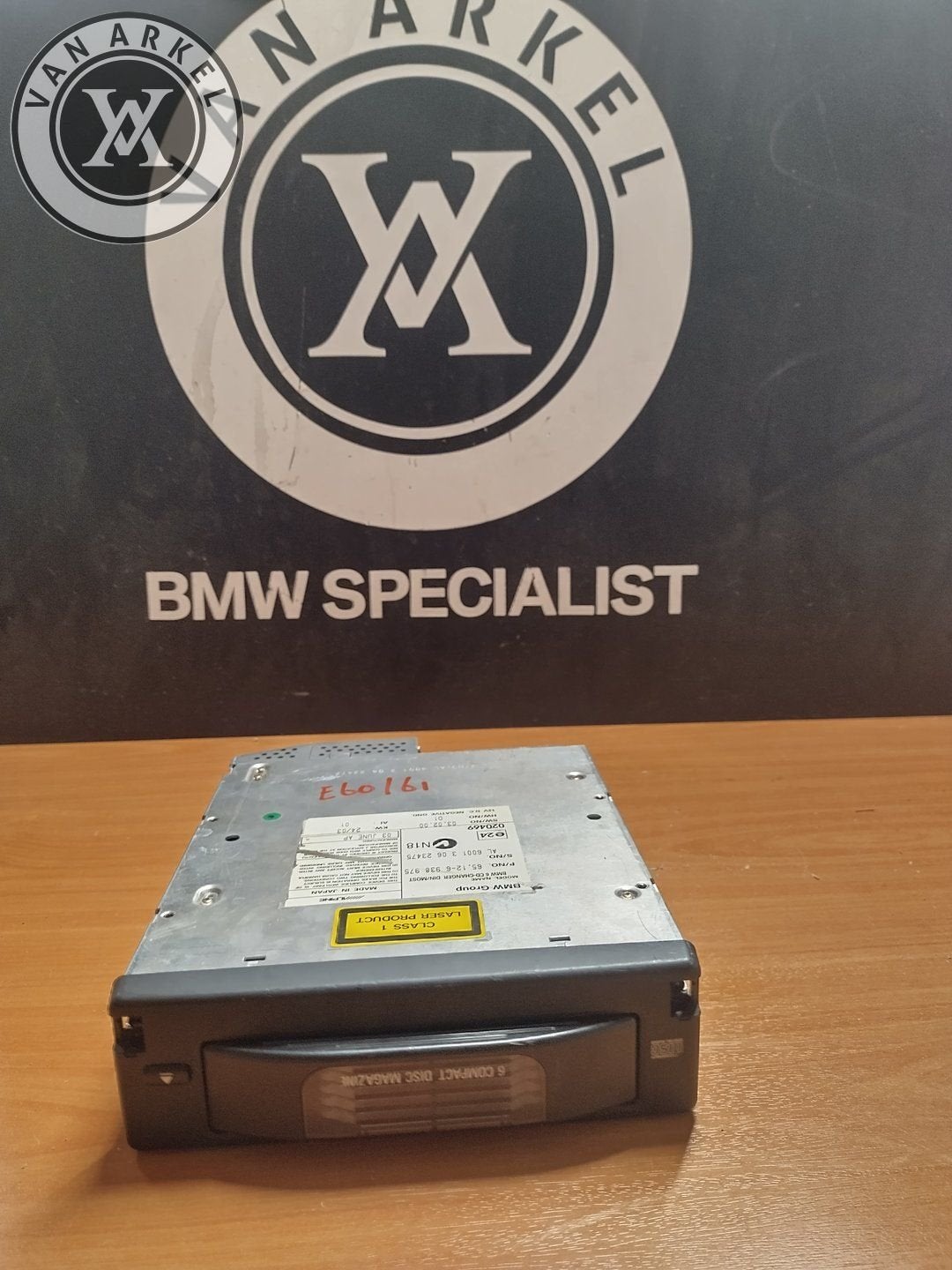 CD Wisselaar E60/61 6938975, Autos : Divers, Autoradios, Utilisé, Enlèvement ou Envoi