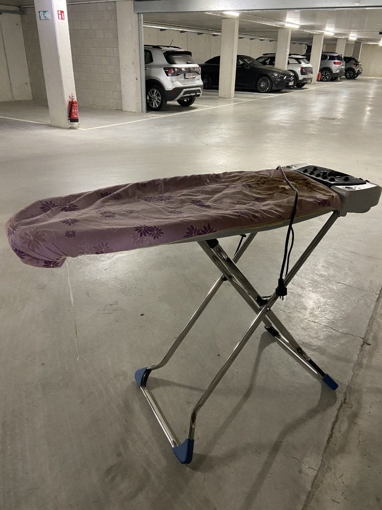 planche à repasser à vapeur, Enlèvement, Utilisé, Fer à repasser avec cordon