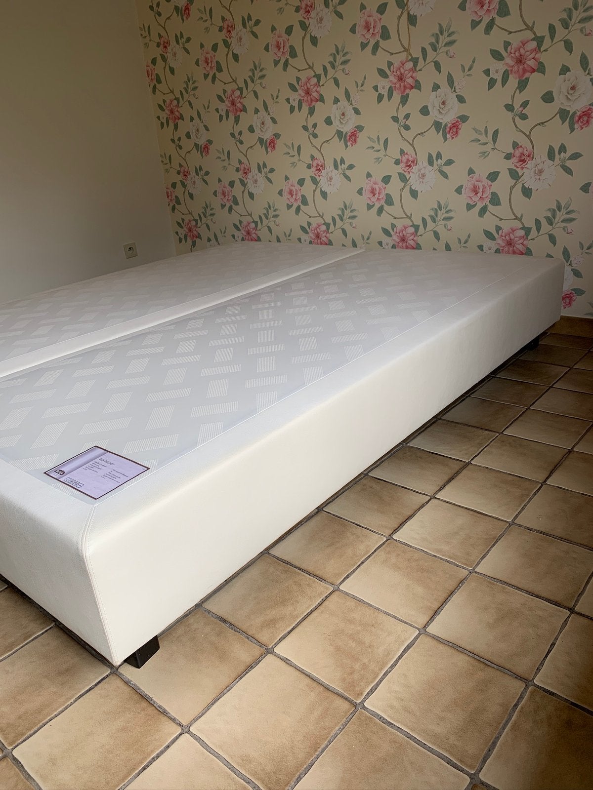 Boxspring Bed 2 x Eenpersoons in onberipelijke staat., Ophalen, Zo goed als nieuw