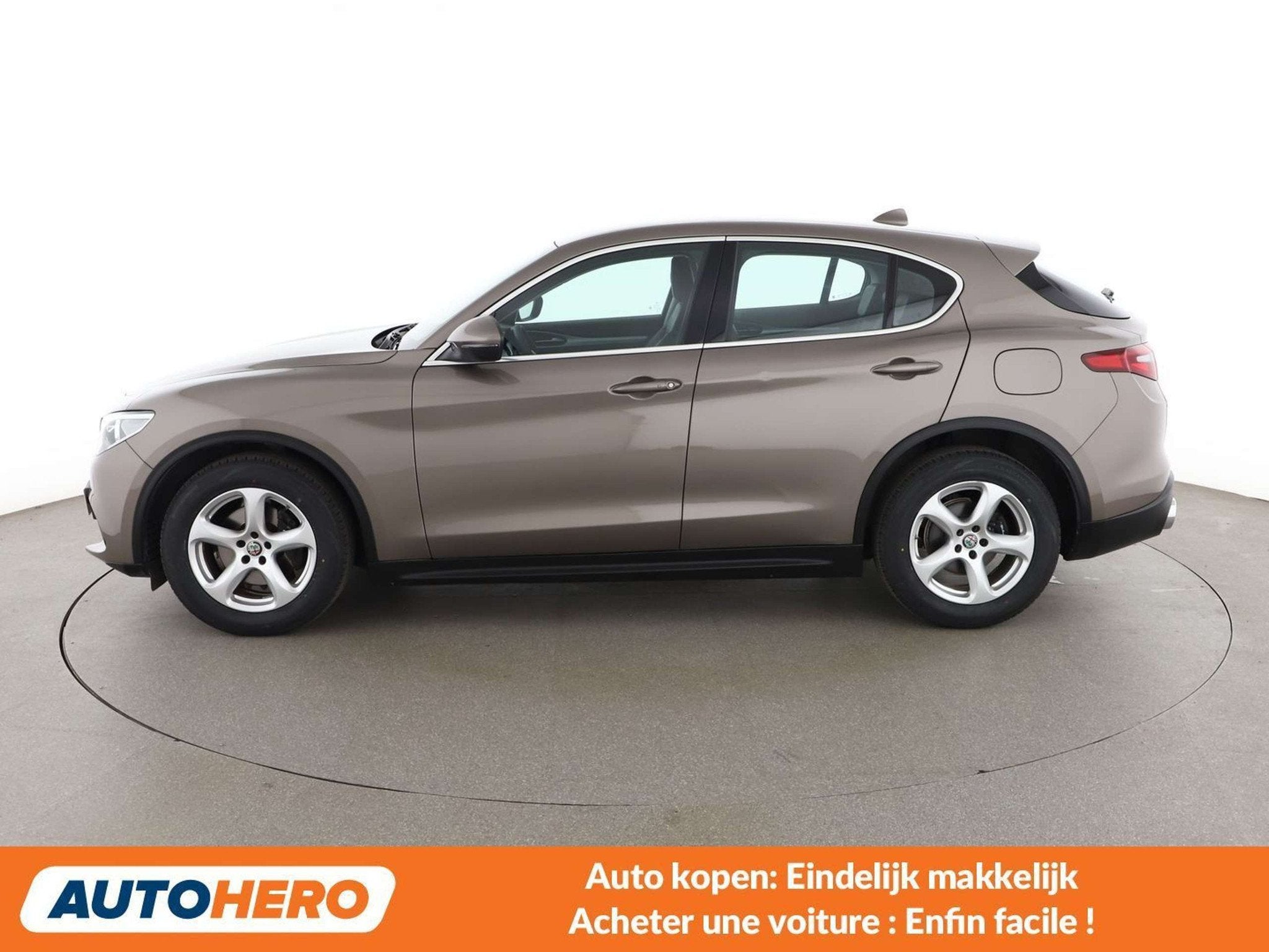 Alfa Romeo Stelvio 2.2 JTDM Super 2WD (bj 2018, automaat), Auto's, Automaat, Achterwielaandrijving, Elektrische koffer, 124 g/km