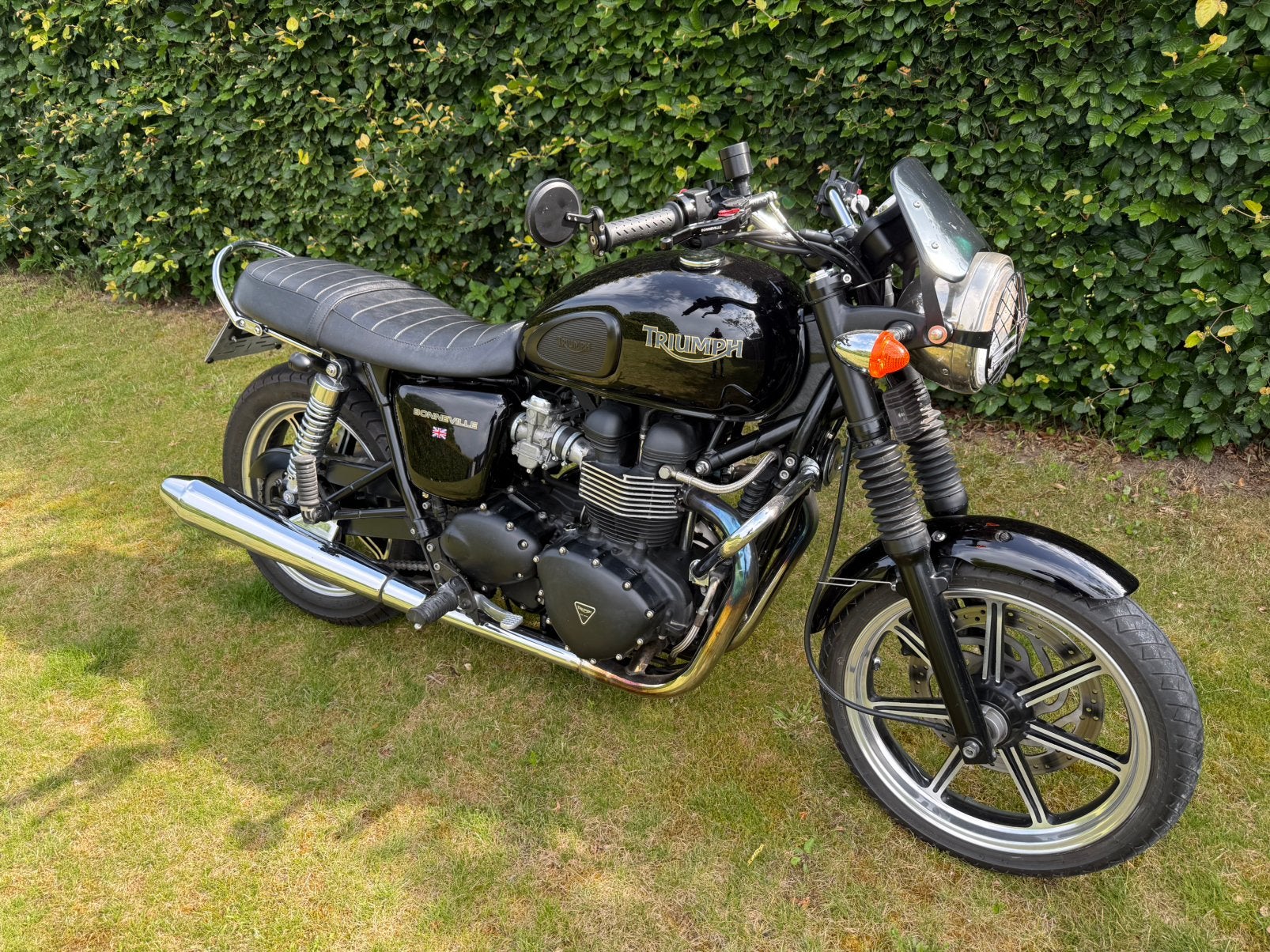 Triumph Bonneville, Motoren, 2 cilinders, Motorrijbewijs A, Gebruikt, Particulier