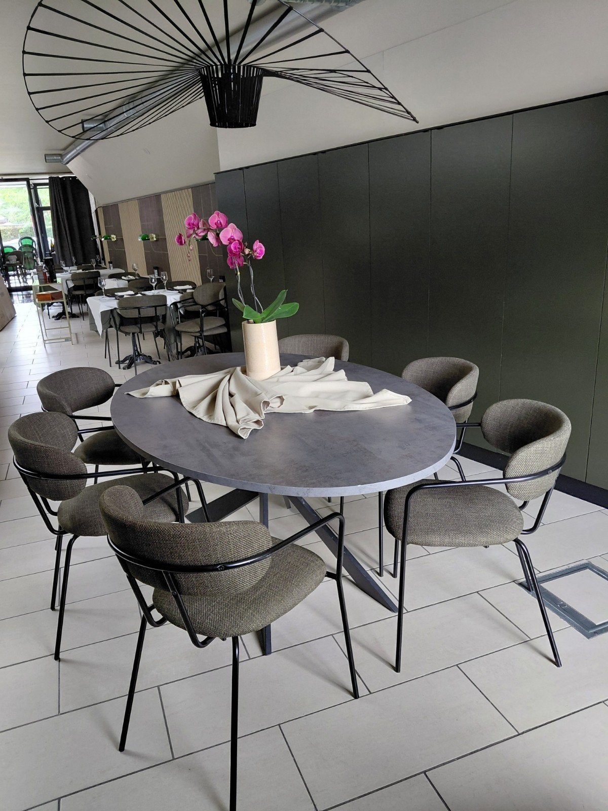 Eetkamertafel ovaal 120 x 200 - tot 8 personen, Huis en Inrichting, Tafels | Eettafels, 100 tot 150 cm, Zo goed als nieuw, Vijf personen of meer