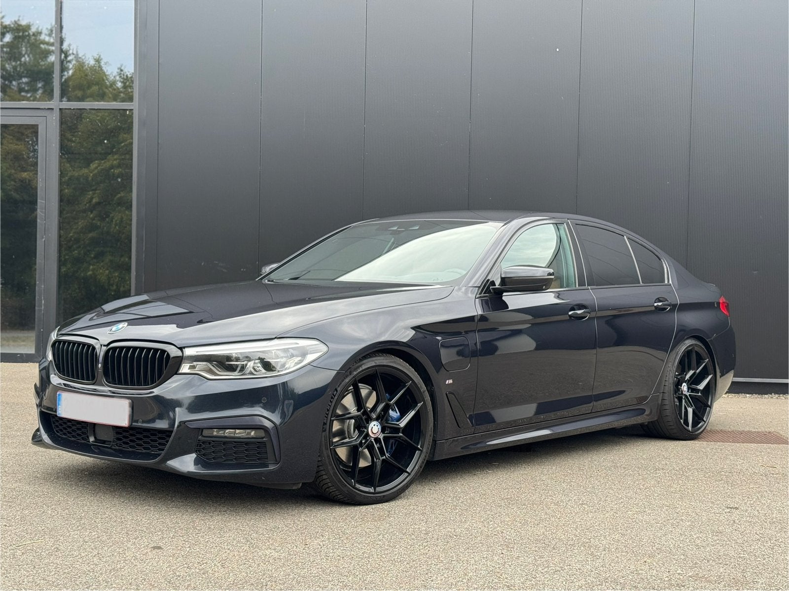 BMW 530e, Autos, Entreprise, Entretenue par le concessionnaire, Automatique, 1998 cm³