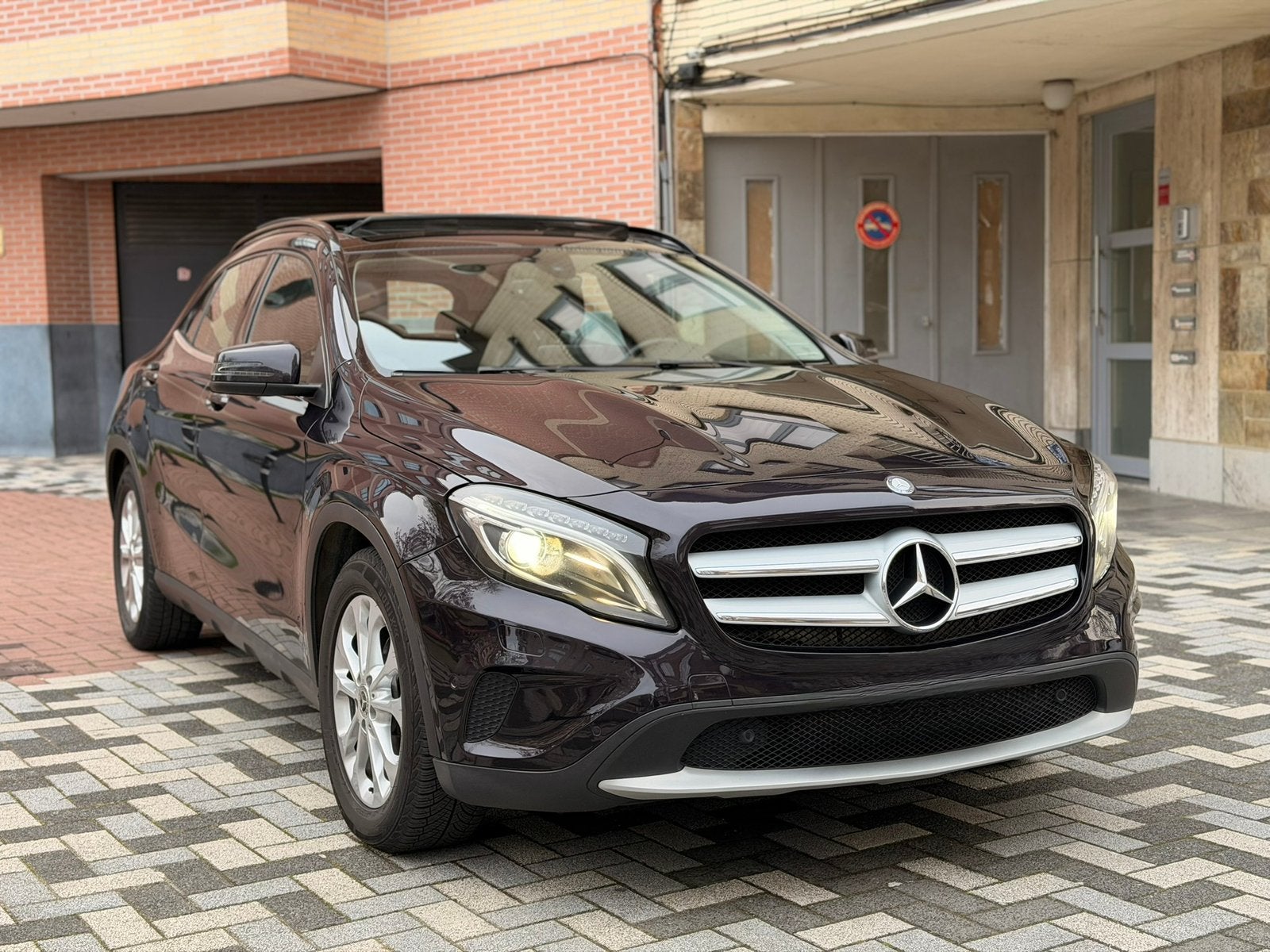 Mercedes GLA 180 – 2016 – Diesel – Full Options, Achat, 6 portes, Euro 6, Autres couleurs