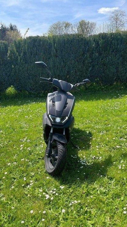 Scooter électrique UGBEST R3 (0 km), batterie faible, Vélos & Vélomoteurs, Scooters | Marques Autre, Comme neuf, Classe B (45 km/h)