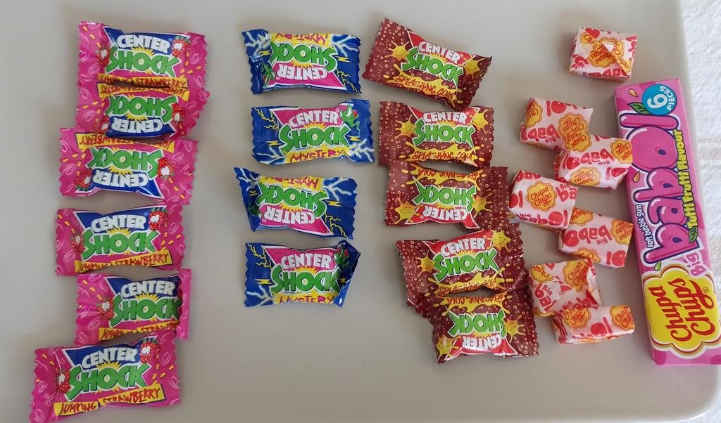 Bonbons et jeux de plage neufs, Enlèvement ou Envoi