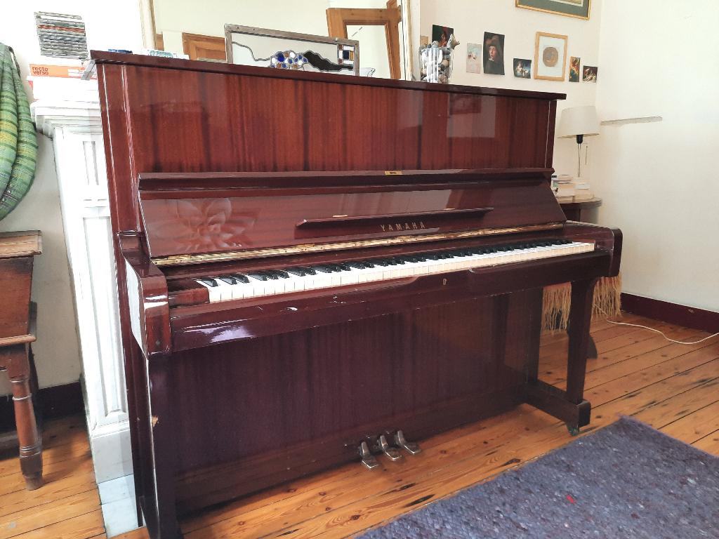 Piano YAMAHA U1, Muziek en Instrumenten, Ophalen, Gebruikt, Bruin, Piano