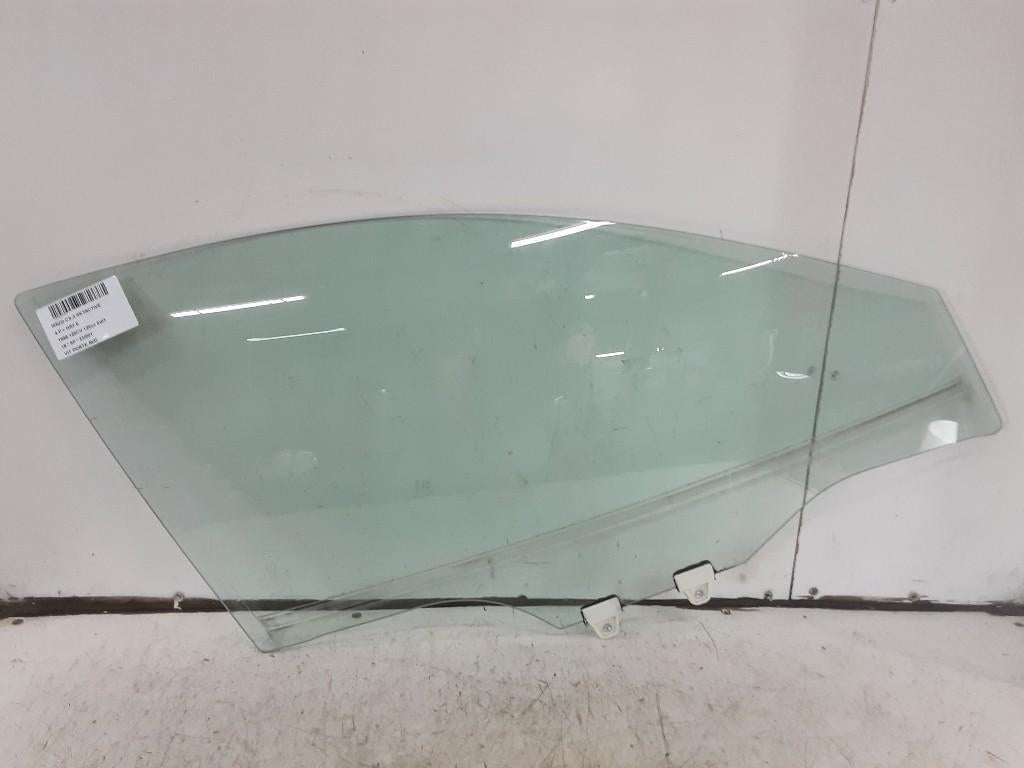 VITRE AVANT DROITE Mazda CX-3 (01-2015/01-2018), Utilisé, Mazda