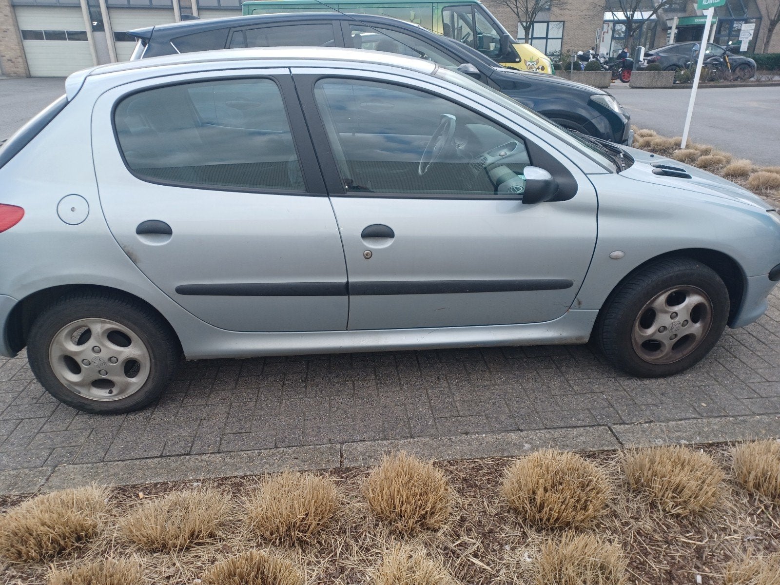 Te koop: nette en betrouwbare Peugeot 206 met 43800 km, Autos, Peugeot, Particulier, Achat