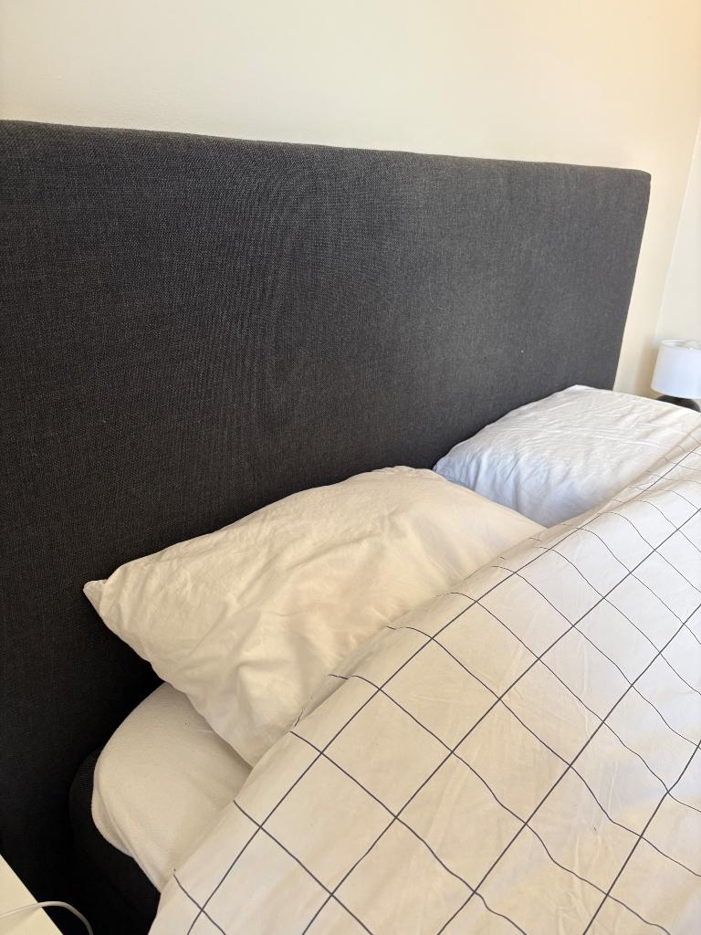 Boxspring, Huis en Inrichting, Ophalen, Gebruikt, Twijfelaar, Grijs