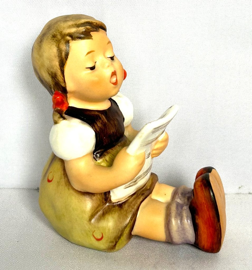 Hummel - Goebel - zingend meisje 389, Ophalen of Verzenden, Hummel