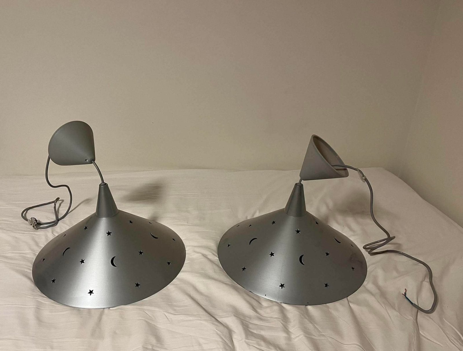 Deux lampes suspendues en métal avec étoiles, Enlèvement ou Envoi, Comme neuf