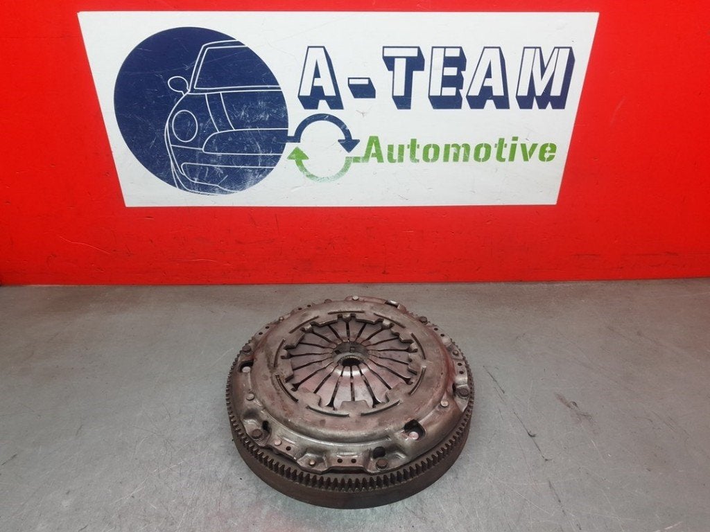 VOLANT MOTEUR BI-MASSE Seat Ibiza IV (6J5) (|03P105273|), Autos : Pièces & Accessoires, Seat Deutschland GmbH, Service@seat.de
