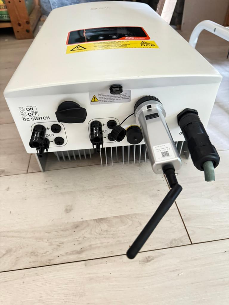Omvormer Solis S5, Ophalen, Zo goed als nieuw