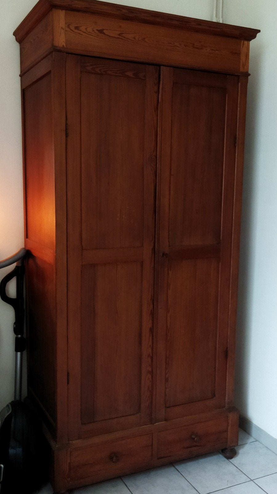 Pitch pine kleerkast, Antiek en Kunst, Ophalen