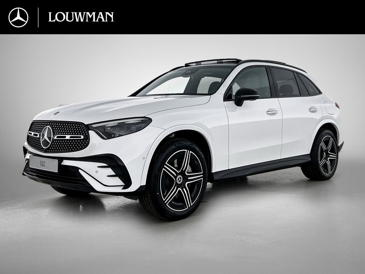 Mercedes-Benz GLC 300 300e 4MATIC Sport Edition | Premium pa, Auto's, Mercedes-Benz, Automaat, Zwart, Wit, GLC