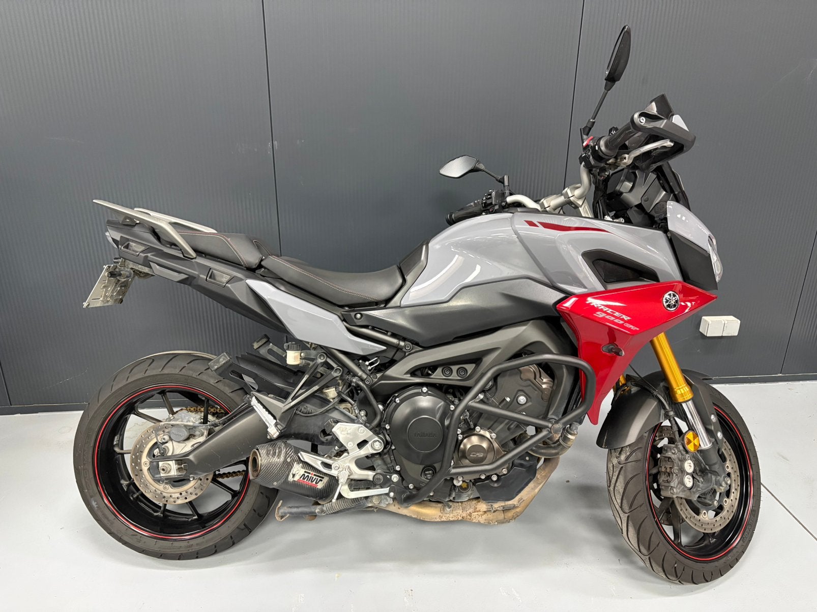 Tracer gt, Motoren, Bedrijf, Toermotor