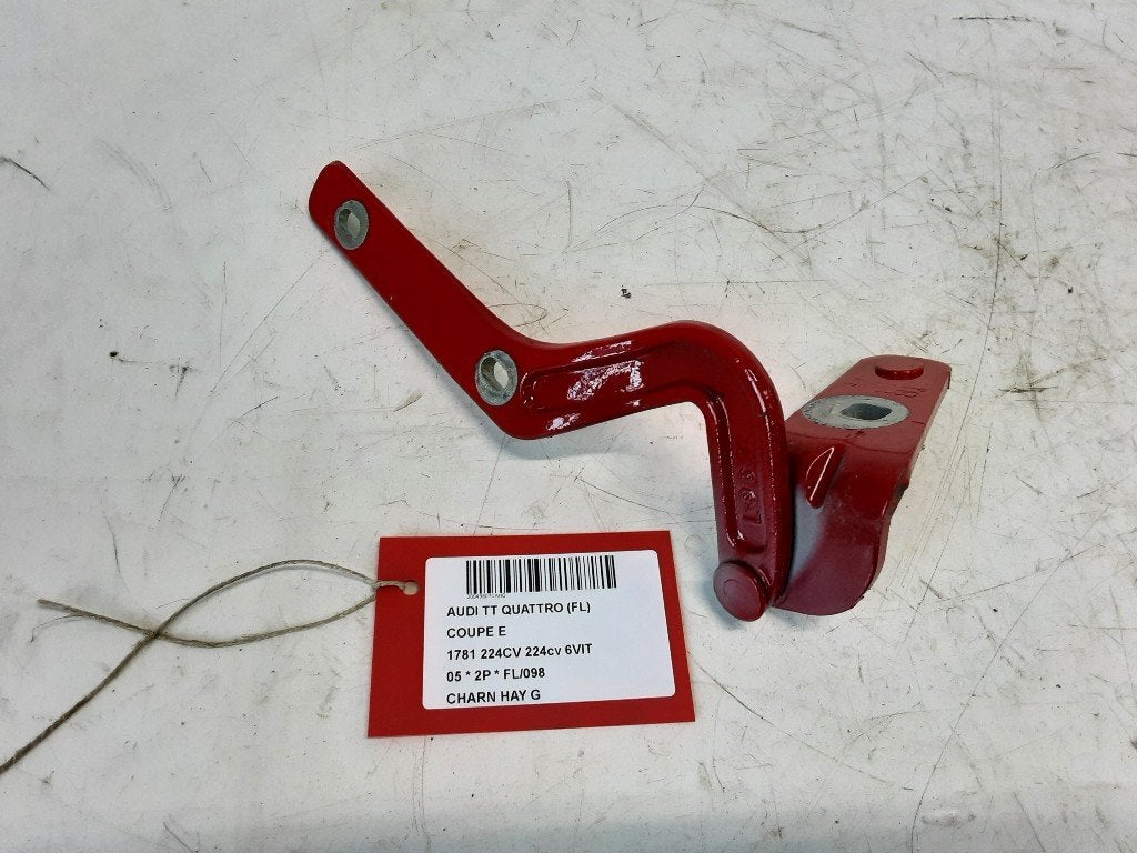 COFFRE COUVERCLE CHARNIERE GAUCHE Audi TT (8N3), Auto-Union-Straße  1,
85057  Ingolstadt, DE, Info@audi.de, Audi, Utilisé