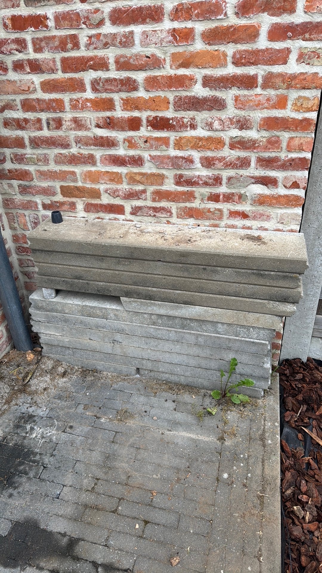 Boordstenen beton, Ophalen, Zo goed als nieuw
