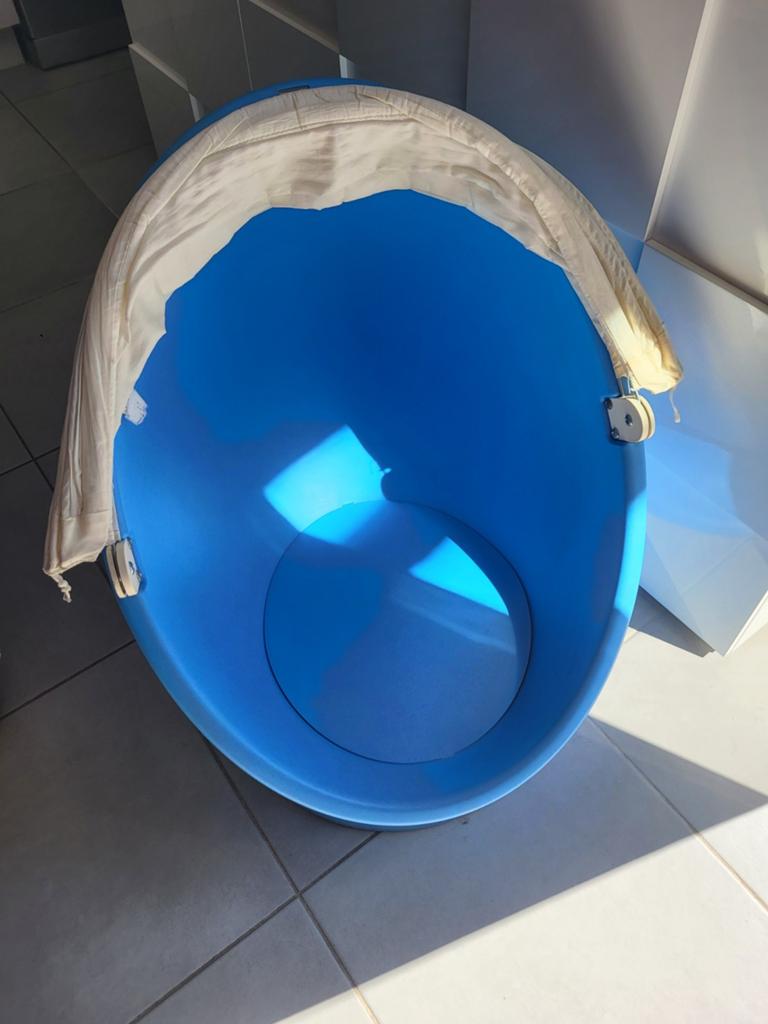 Ikea draaistoel ei "Lömsk" met extra zacht kussentje, Kinderen en Baby's, Ophalen, Gebruikt, Stoel