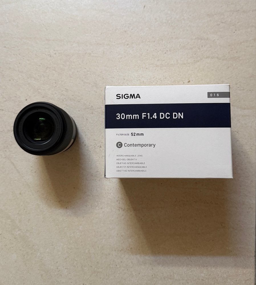 Sigma 30mm F1.4 DC DN – Sony, TV, Hi-fi & Vidéo, Photo | Lentilles & Objectifs, Enlèvement, Comme neuf