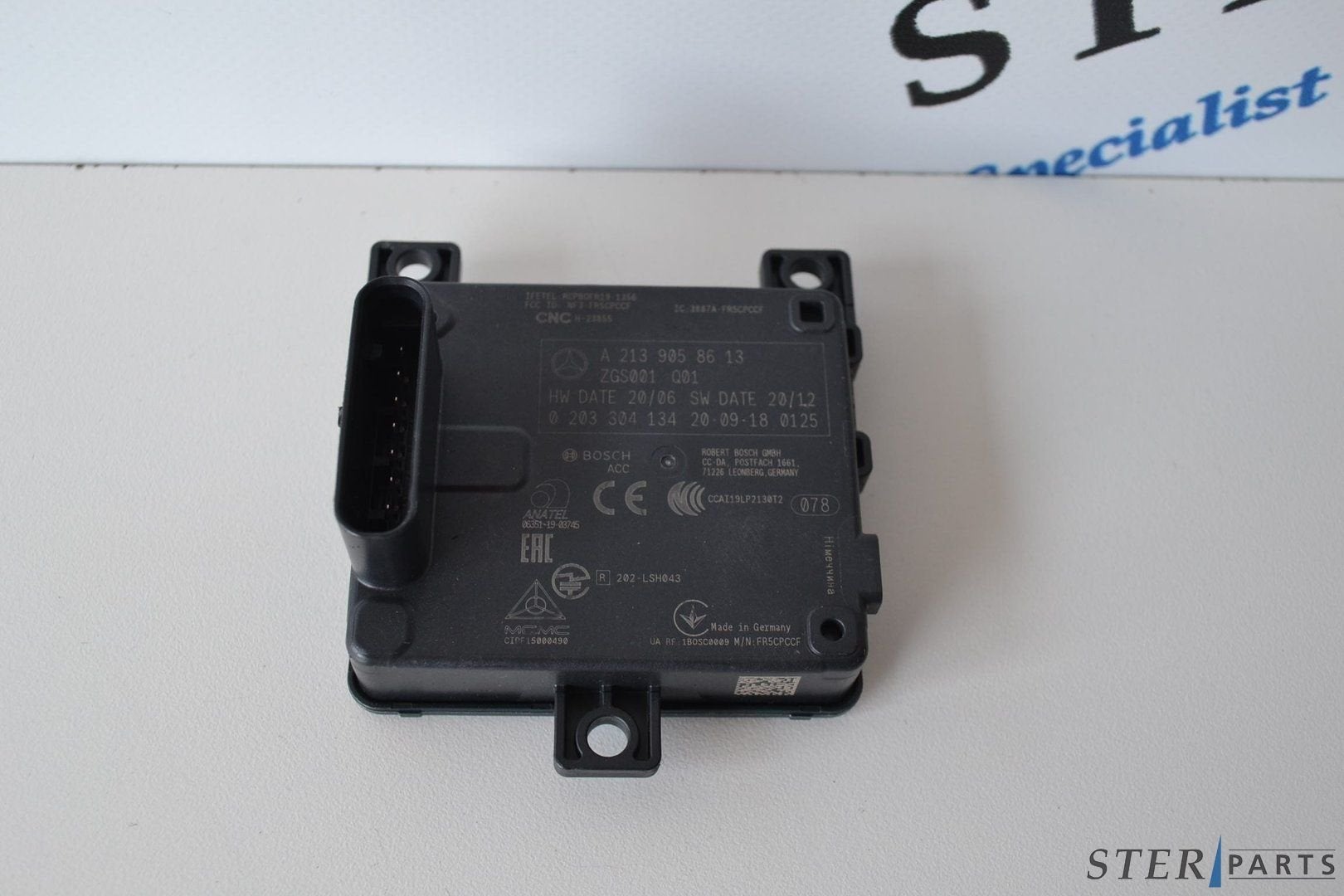 Radarsensor Mercedes-Benz E-klasse W213 A 2139058613, Utilisé, -, -, Enlèvement ou Envoi