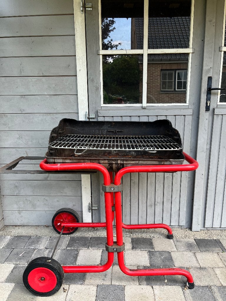 Houtskool Barbecue, Tuin en Terras, Ophalen, Gebruikt