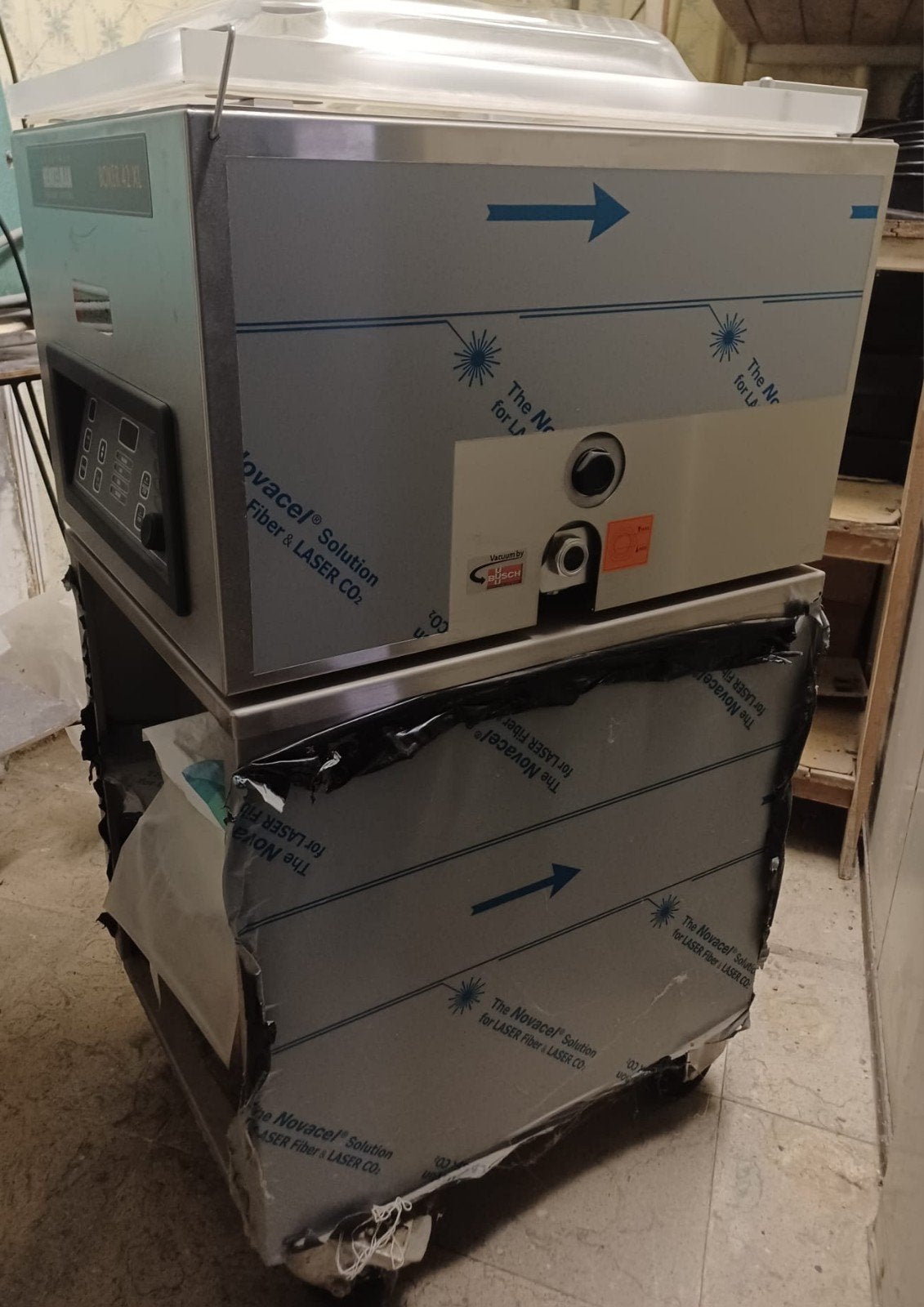 Vacuummachine met inox tafel, Henkelman Boxer 42 XL, Ophalen