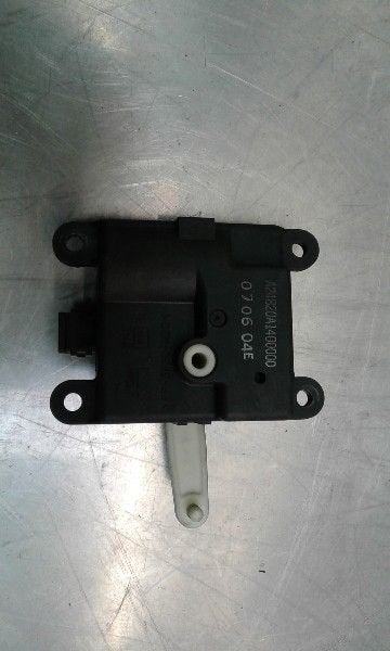 ACTIONNEUR MOTEUR VOLET CHAUFFAGE Nissan X-Trail (T31), Utilisé, Nissan