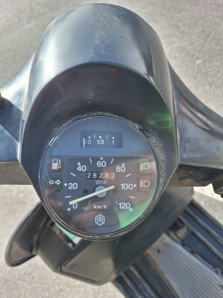 Vespa Px 125 (travail carrosserie) pour pièces (papiers ok), Enlèvement, Utilisé