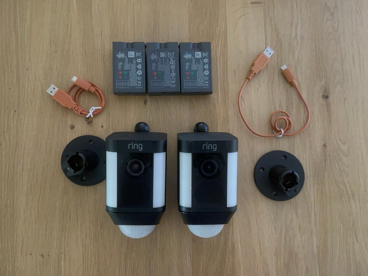 Set van 2 Ring-beveiligingscamera’s, inclusief:, Audio, Tv en Foto, Ophalen, Gebruikt