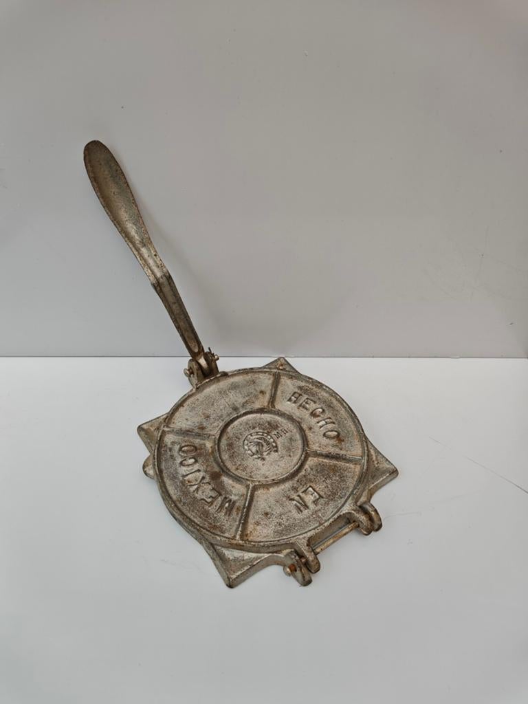 Ancienne presse à tortilla