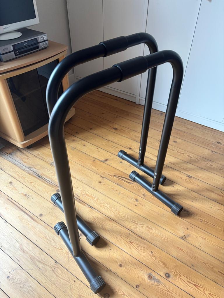 2 x dipbar, Sport en Fitness, Fitnessmaterialen, Ophalen, Zo goed als nieuw