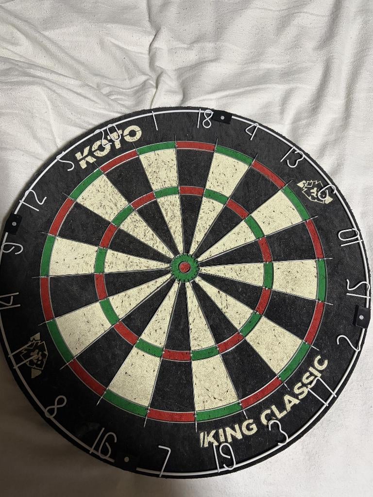 Dartbord + pijltjes, Hobby en Vrije tijd, Ophalen, Gebruikt