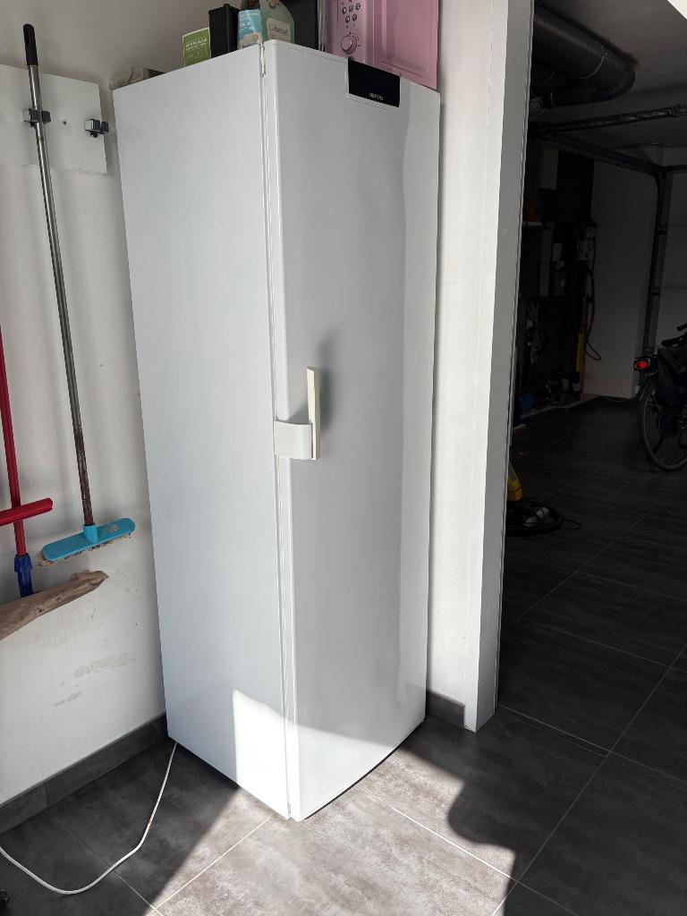 Whirlpool diepvries h185cm, Elektronische apparatuur, Vriezers en Diepvrieskisten, 160 cm of meer, Zo goed als nieuw, Ophalen