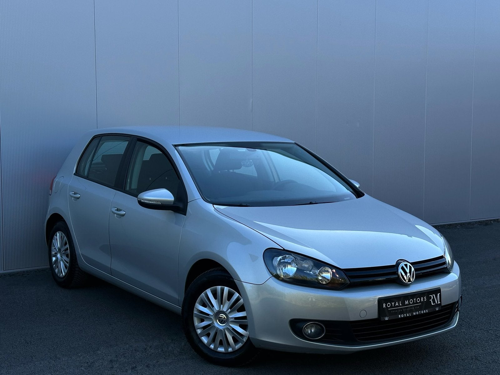 Volkswagen Golf VI 1.4 Trendline seulement 130.000 km GAR1AN, Achat, Entreprise, Noir, 5 portes
