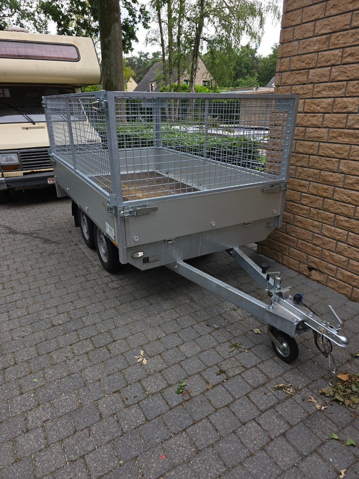aanhangwagen 750 kilo, Ophalen, Zo goed als nieuw