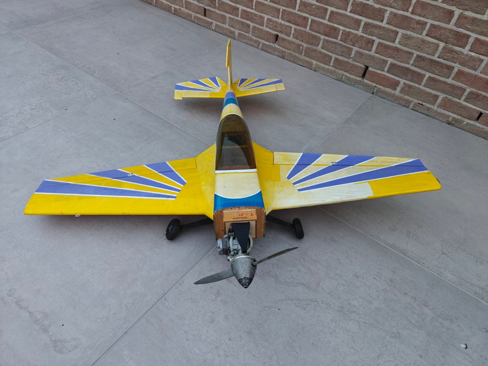 O.S. AX motor voor RC vliegtuig, Hobby en Vrije tijd, Ophalen