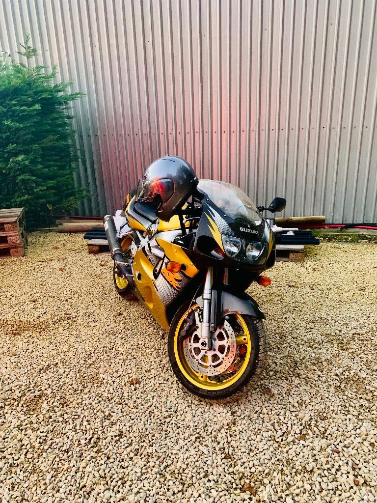 Suzuki GSX-R 750 SRAD, Motoren, 750 cc, Sportuitlaat, 4 cilinders, Motorrijbewijs A