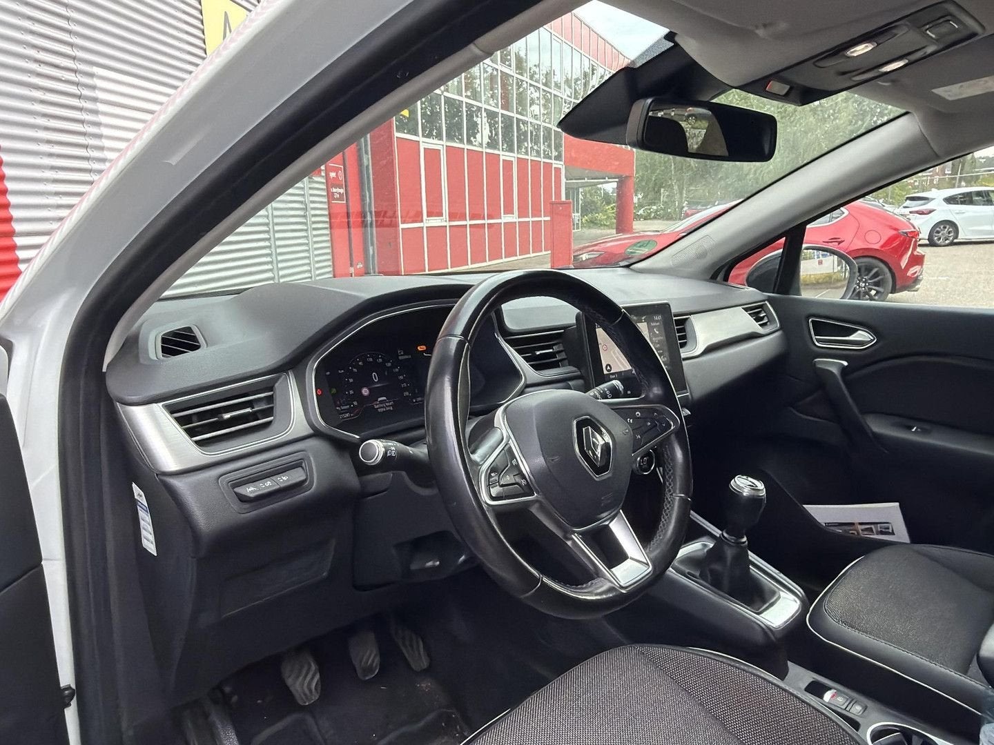 Renault Captur 1.0 TCe 100 Intens | € 7.800,- NETTO! | Cruis, Auto's, Wit, Bedrijf, Handgeschakeld, SUV of Terreinwagen