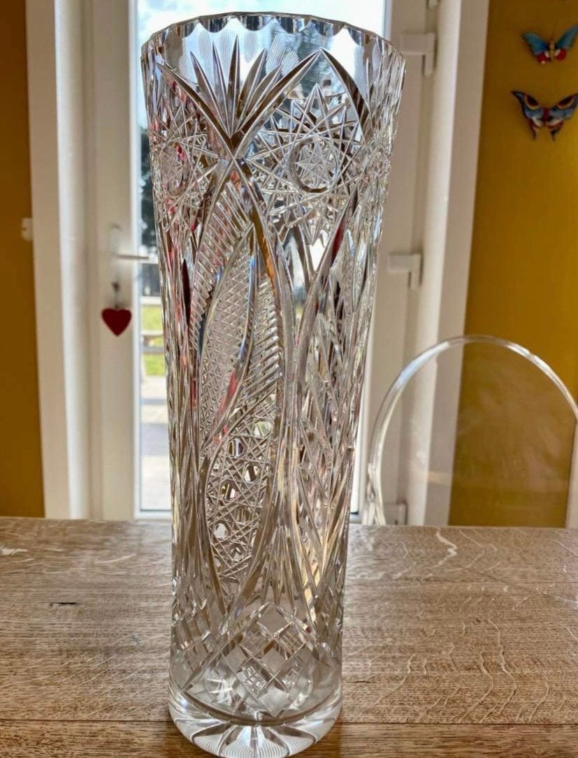 Grand vase en cristal taillé 35 cm – superbe pièce, Enlèvement