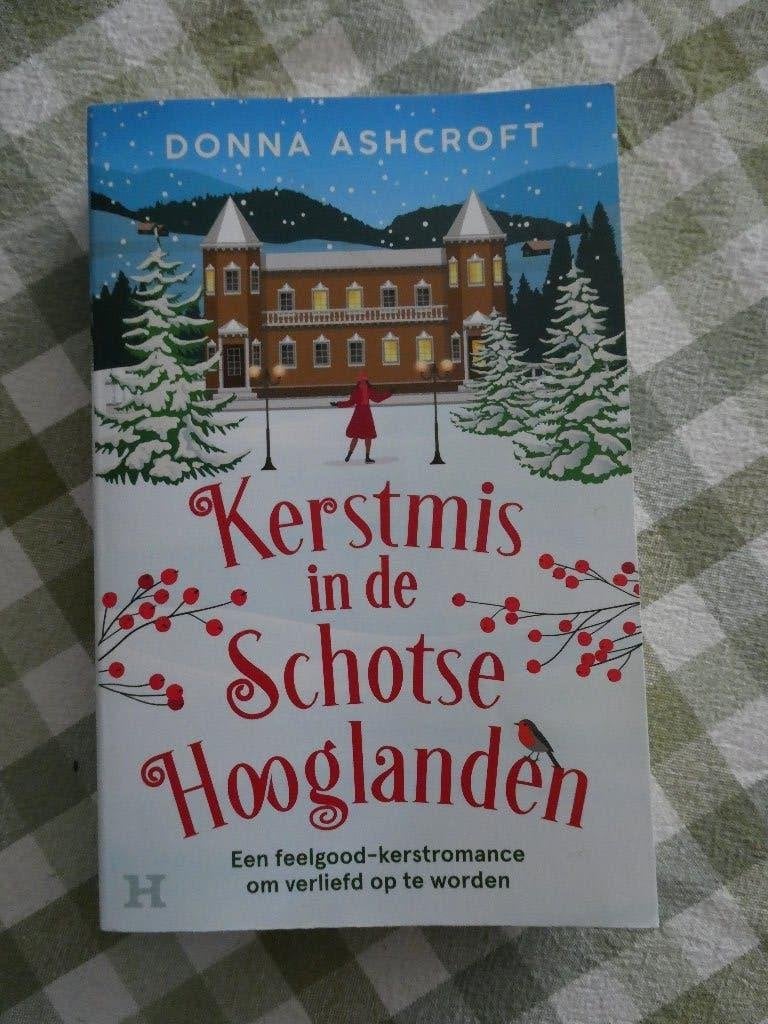 Boek - Kerstmis in de Schotse Hooglanden, Livres, Chick lit, Enlèvement, Utilisé, Donna ashcroft