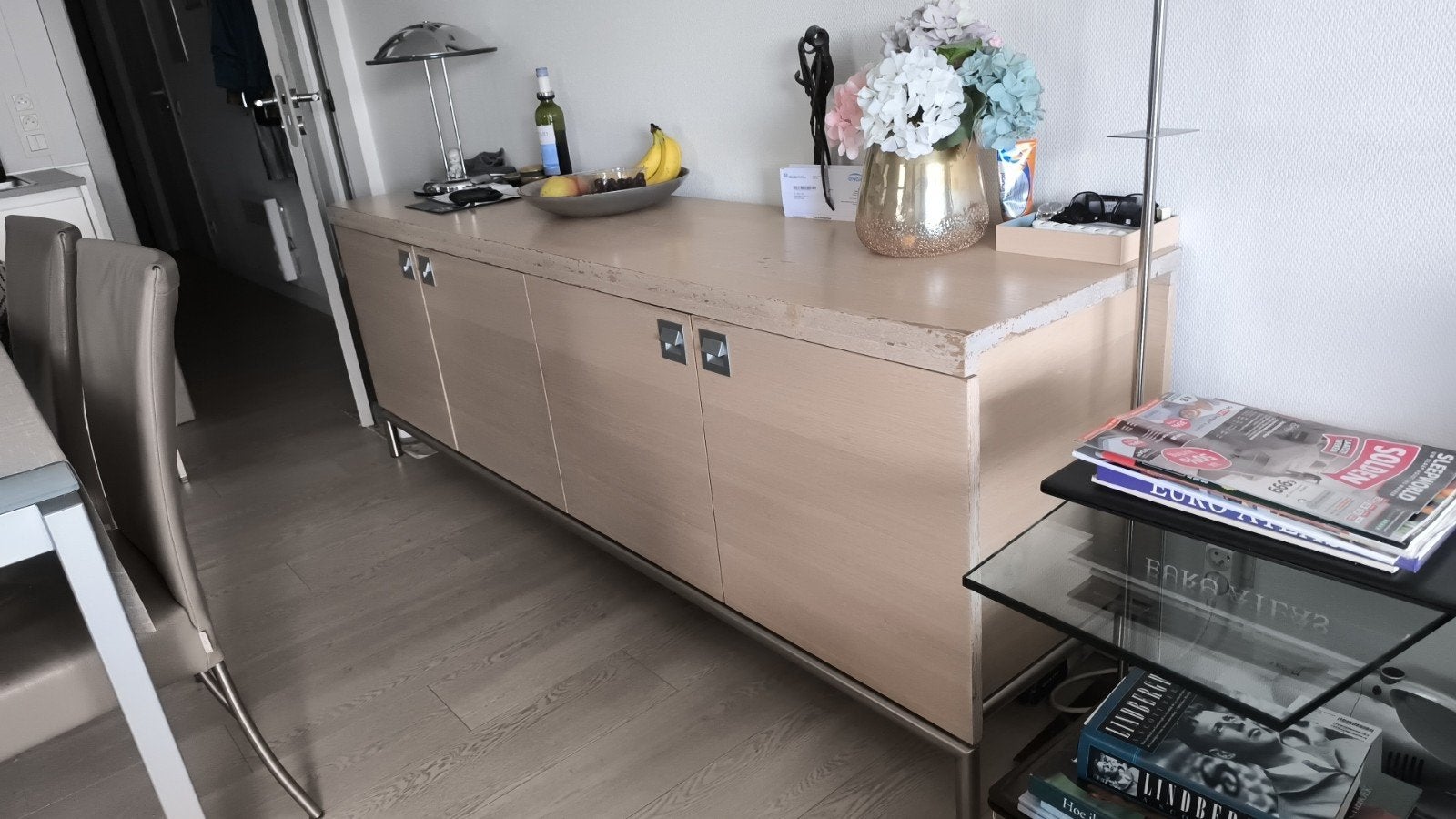 dressoir en 4 lederen stoelen., Huis en Inrichting, Ophalen