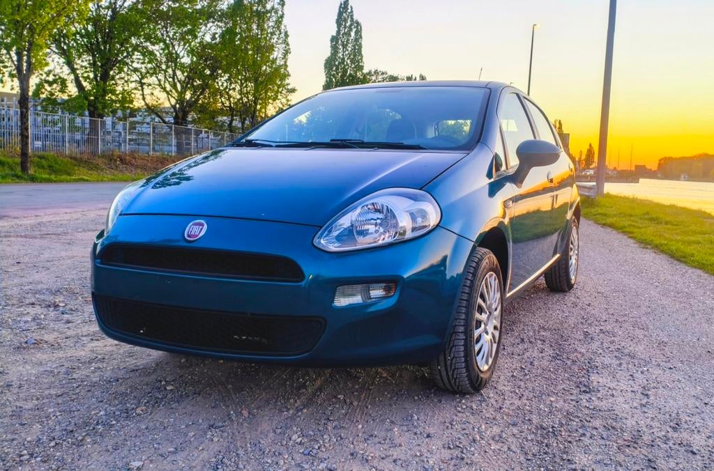 [Techniquement Impeccable] Fiat Punto 1.4 Euro 5, Autos, Fiat, Particulier, Punto, ABS, Airbags, Air conditionné, Bluetooth, Ordinateur de bord