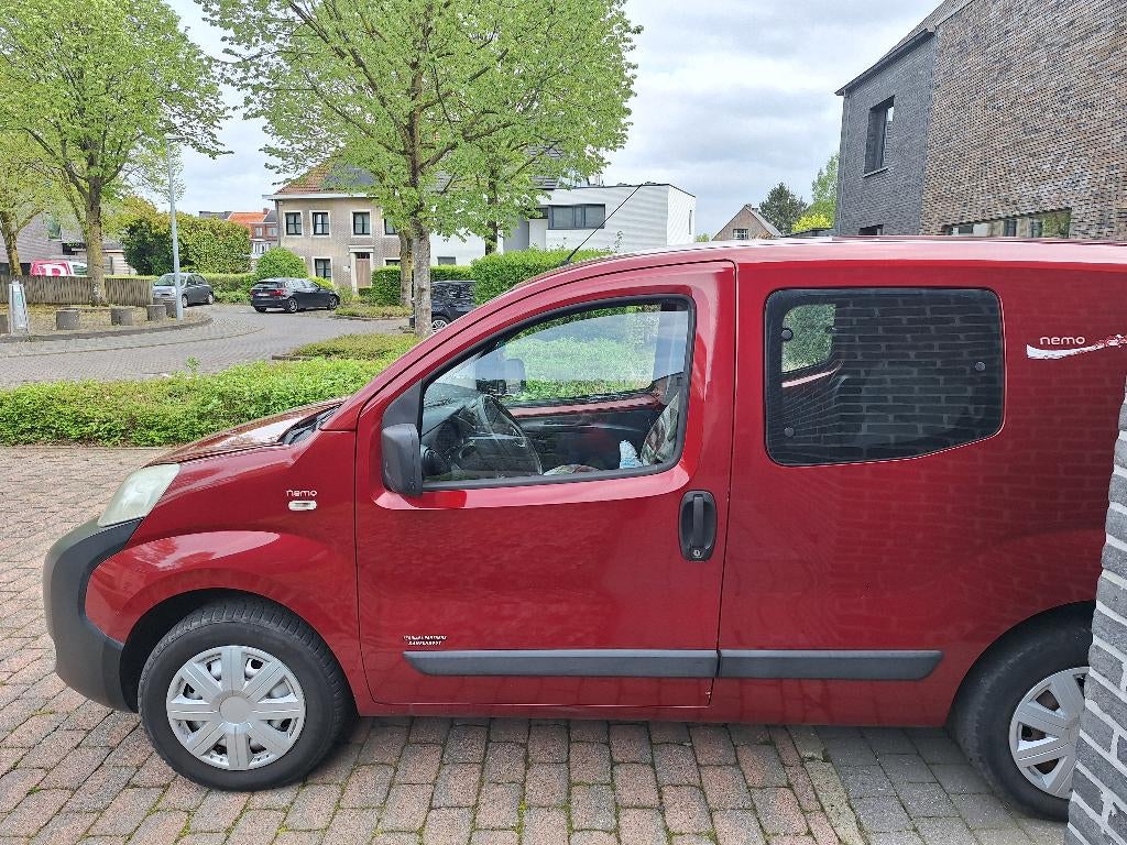 Citroën Nemo 1.4i 2010, Autos, Achat, Attache-remorque, Carnet d'entretien, 5 places