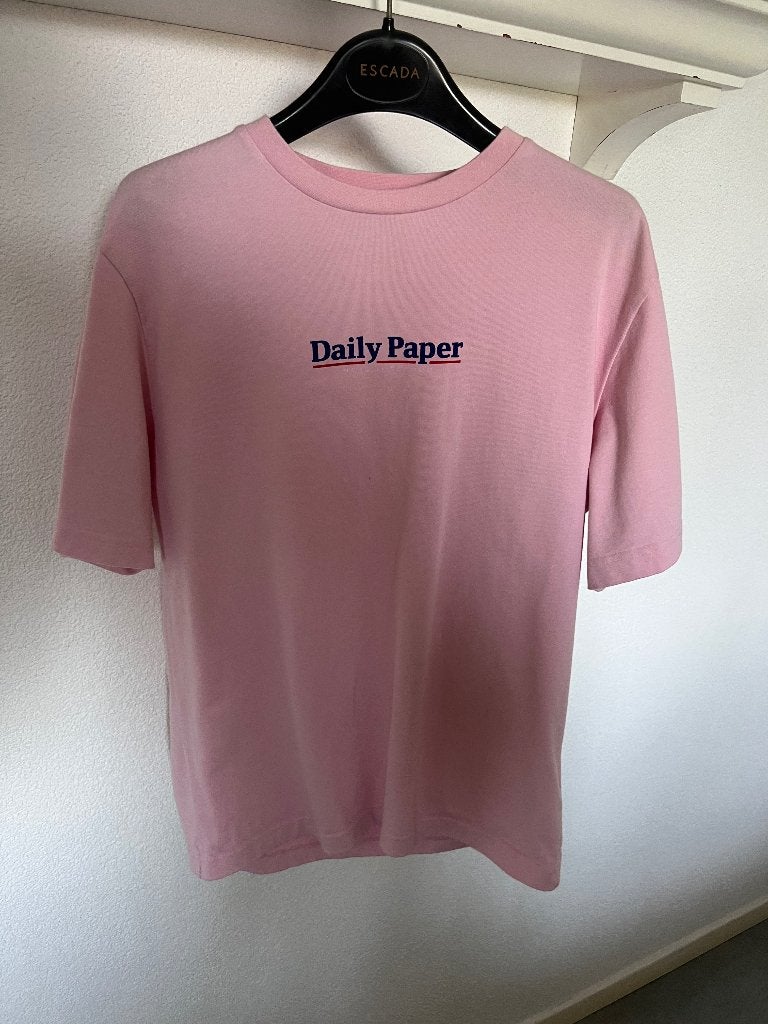 Daily Paper T-shirt lichtroze, Daily Paper, Ophalen of Verzenden, Zo goed als nieuw, Korte mouw