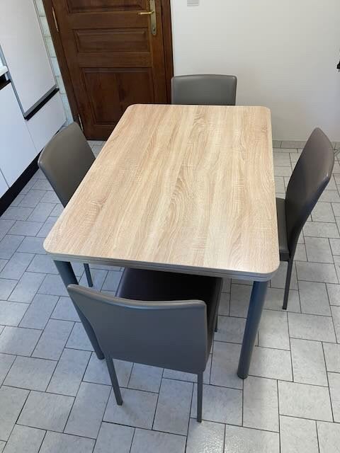 Keukentafel en keukenstoelen, Huis en Inrichting, Ophalen, Gebruikt, 100 tot 150 cm, 50 tot 100 cm