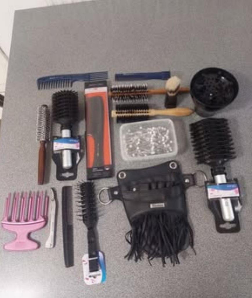 Veuillez proposer à la vente des ensembles de coiffure pour, Enlèvement, Comme neuf
